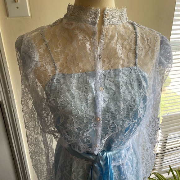 Vintage J C Penney Long Blue Nightgown with Matching Floral Lace Top Size 15/16 - Picture 2 of 10